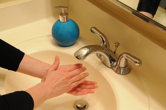 how to properly wash your hands